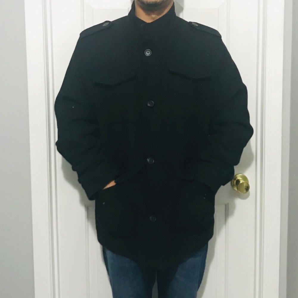 Men’s black pea coat